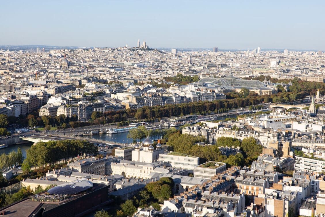 Exactly How To Visit The Eiffel Tower In Earth Trekkers