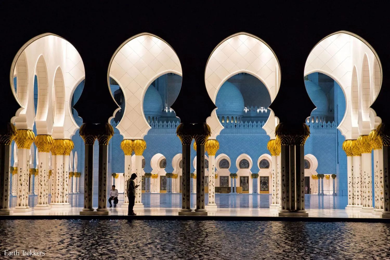 Sheikh Zayed Grand Mosque Abu Dhabi Night