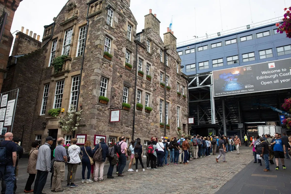 Edinburgh Castle Line