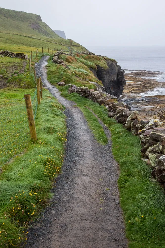 Walking Doolin to Cliffs of Moher