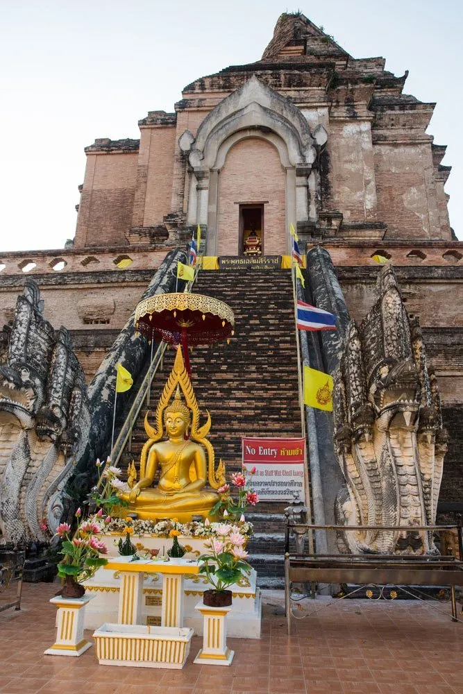 Wat Chedi Luang Chiang Mai