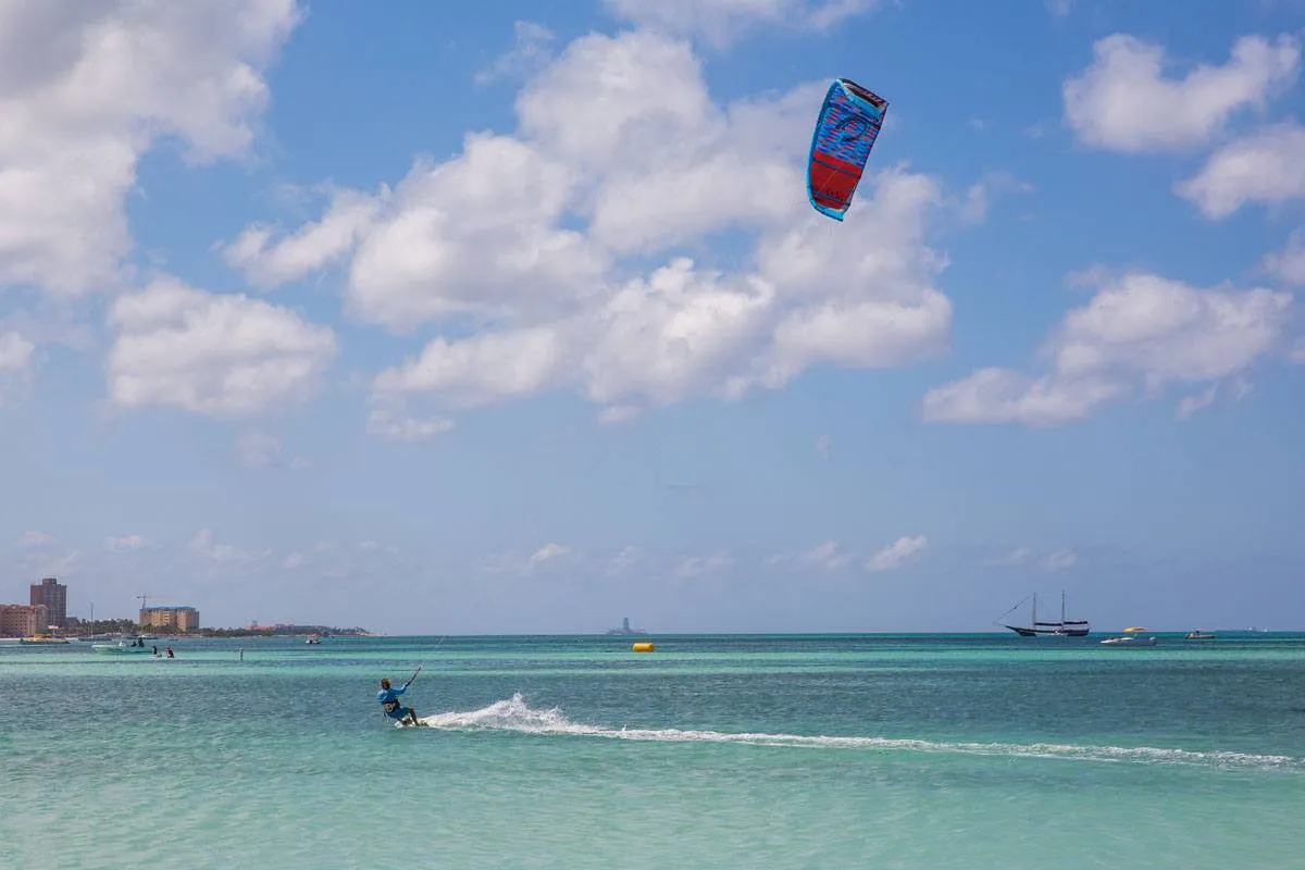 Kitesurfing