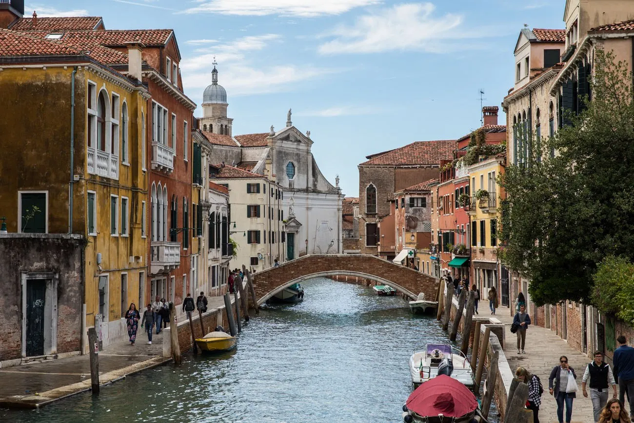 Dorsoduro where to stay in Venice