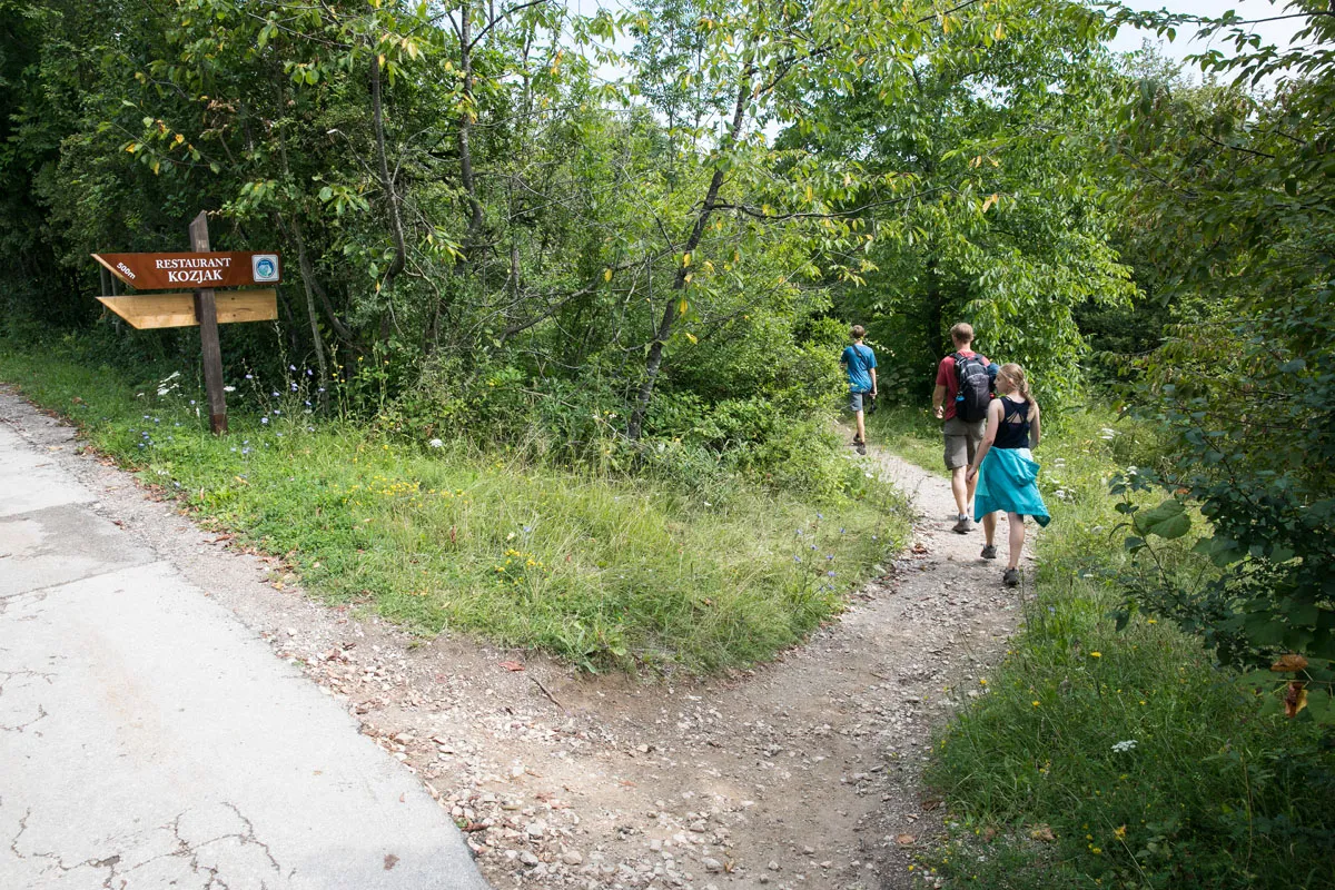 Trail to Veliki Slap View