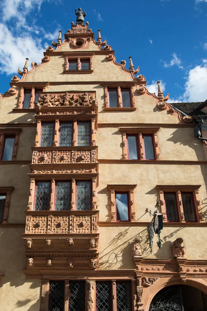 House of Heads | One Day in Colmar