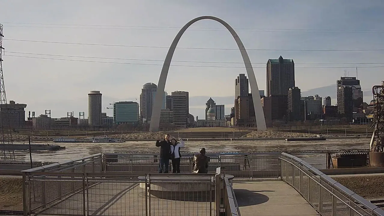 Webcam Gateway Arch 