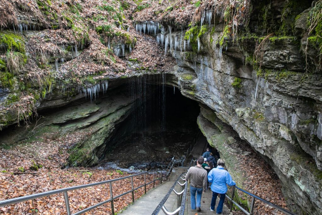 Mammoth Cave National Park: How To Pick The Best Tour – Earth Trekkers