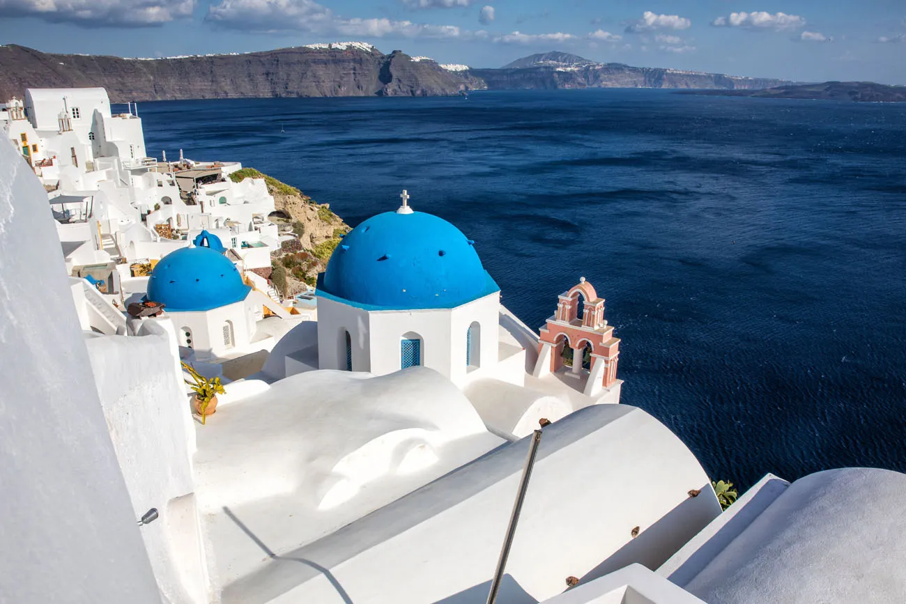 How to Visit Santorini