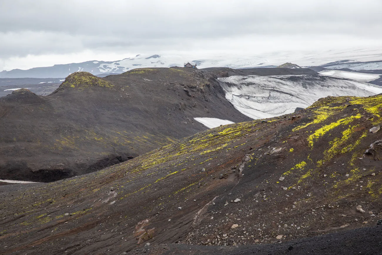 Fimmvorduhals Hut