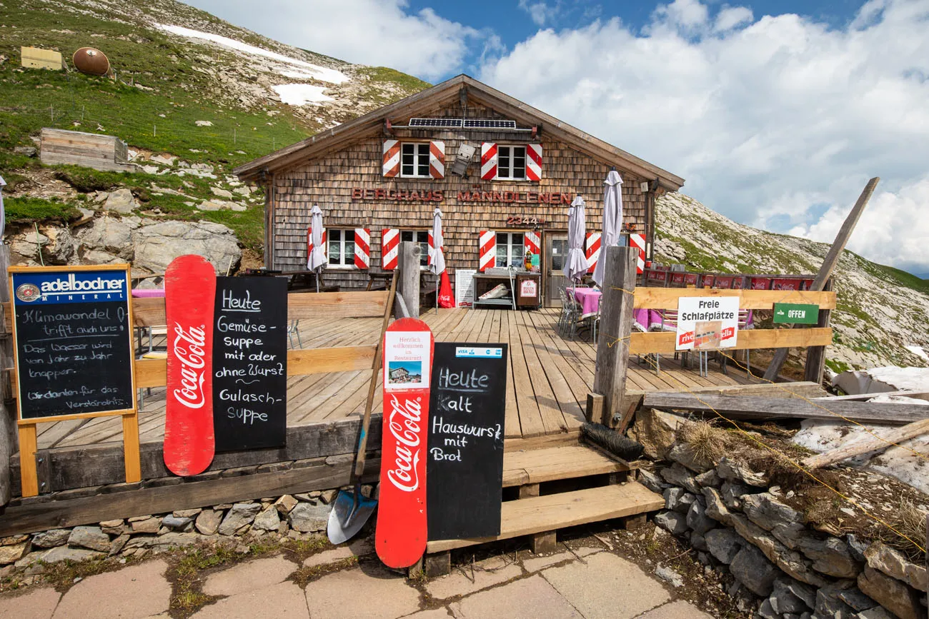 Manndlenen Hut