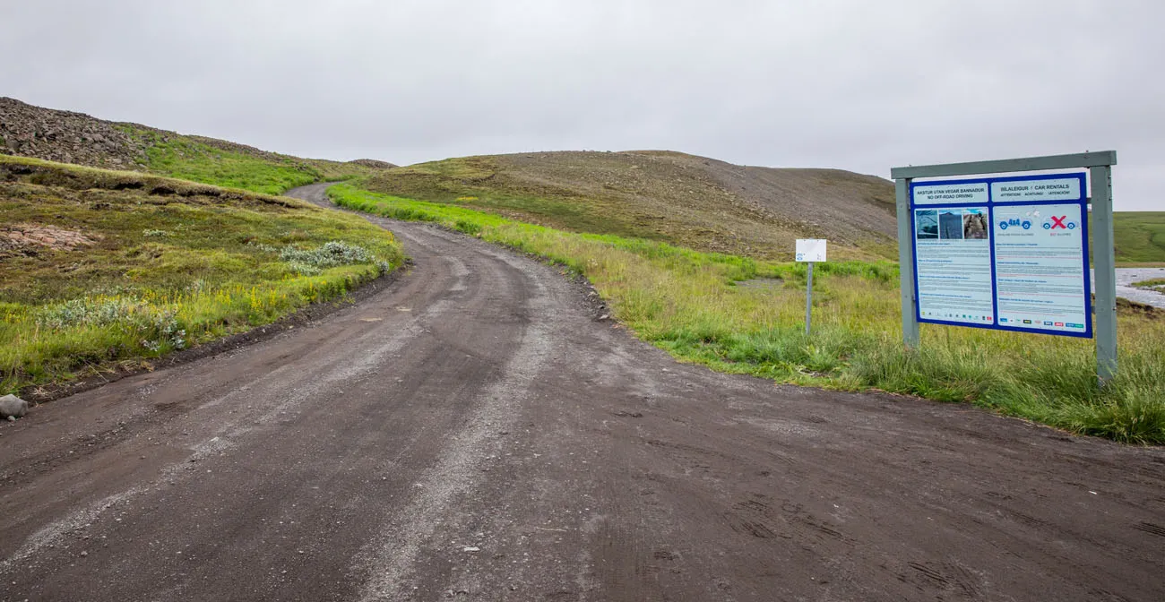 Road to Aldeyjarfoss