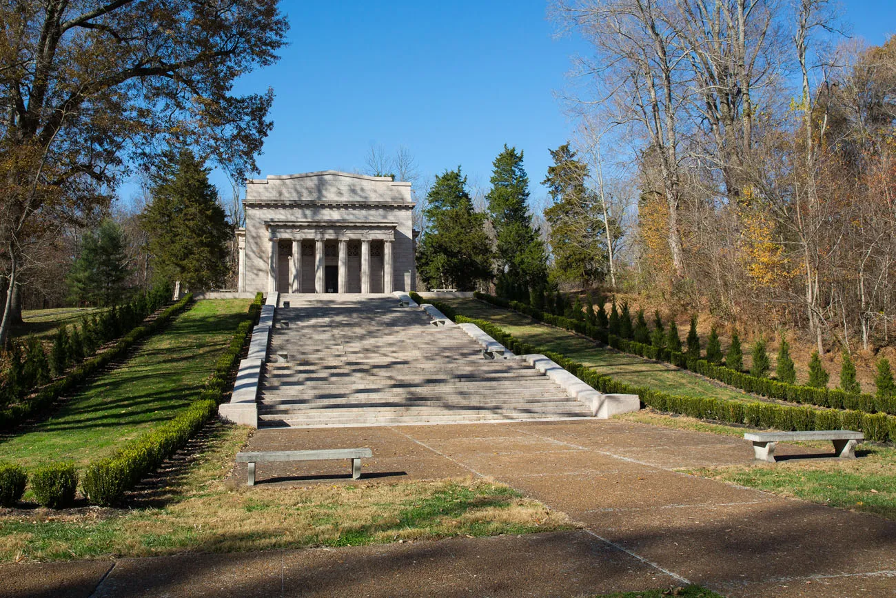 Abe Lincoln Monument