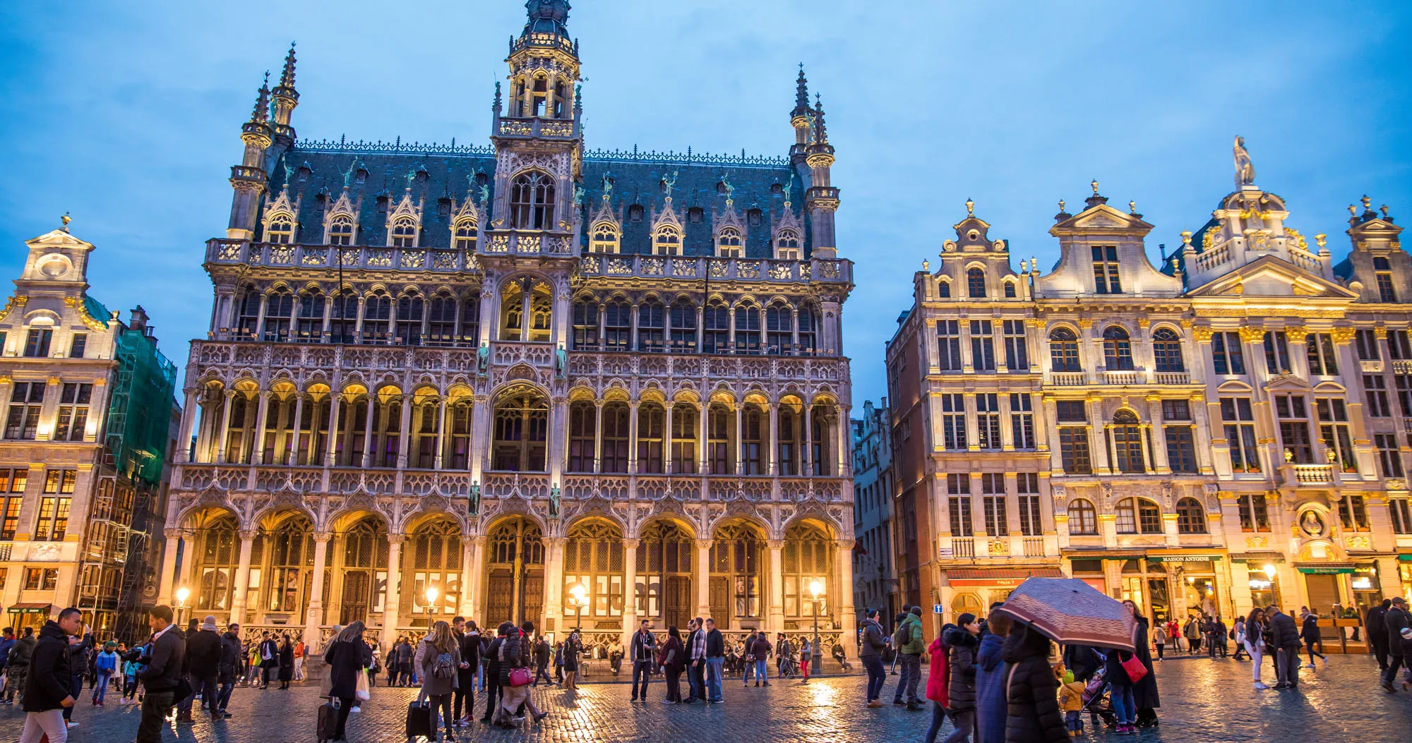 Featured image for “The Perfect 10 Day Amsterdam Brussels Paris Itinerary”