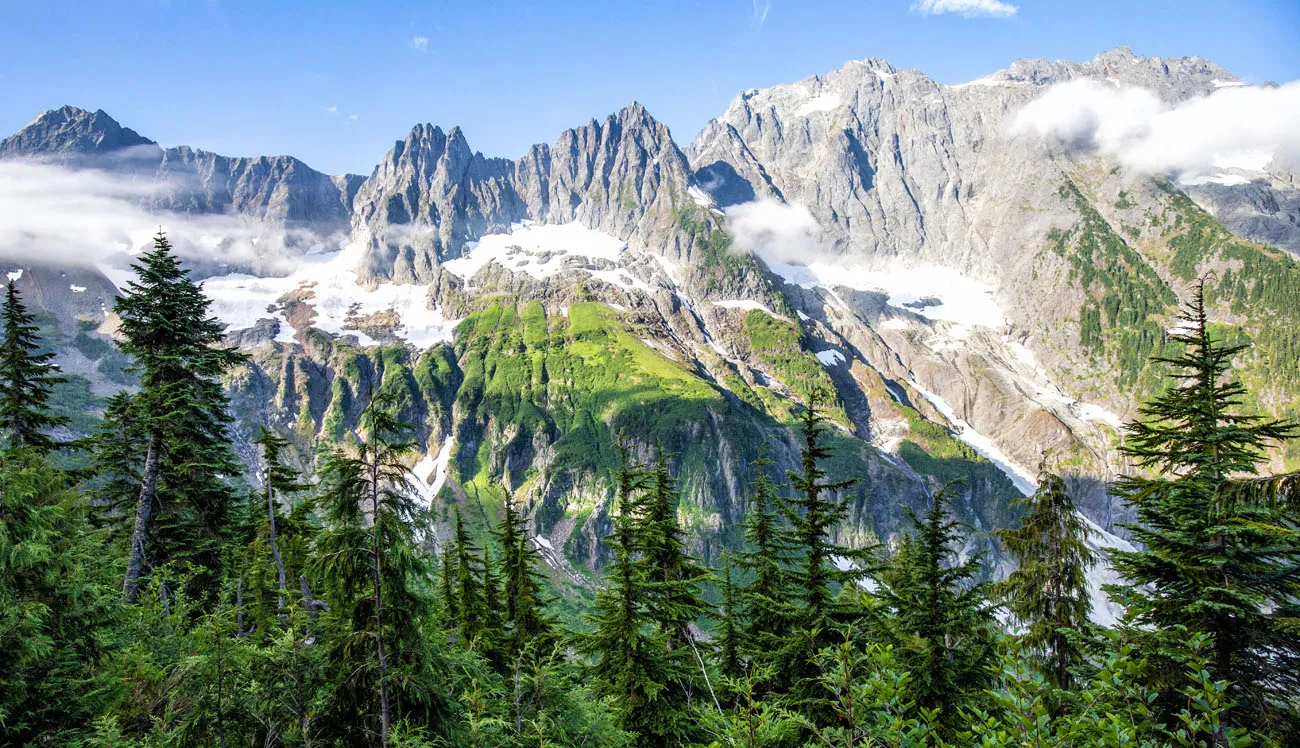 Easy hikes north cascades best sale