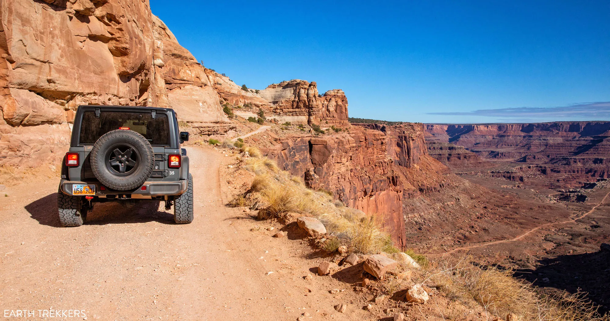 Featured image for “How to Drive the White Rim Road in One Day”