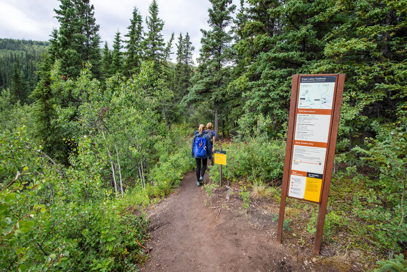 Triple Lakes Trailhead Sign