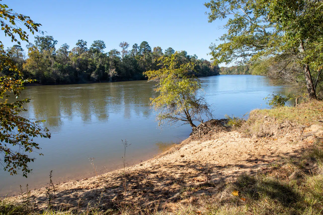 1. Locations of the Congaree National Park and the Savannah River