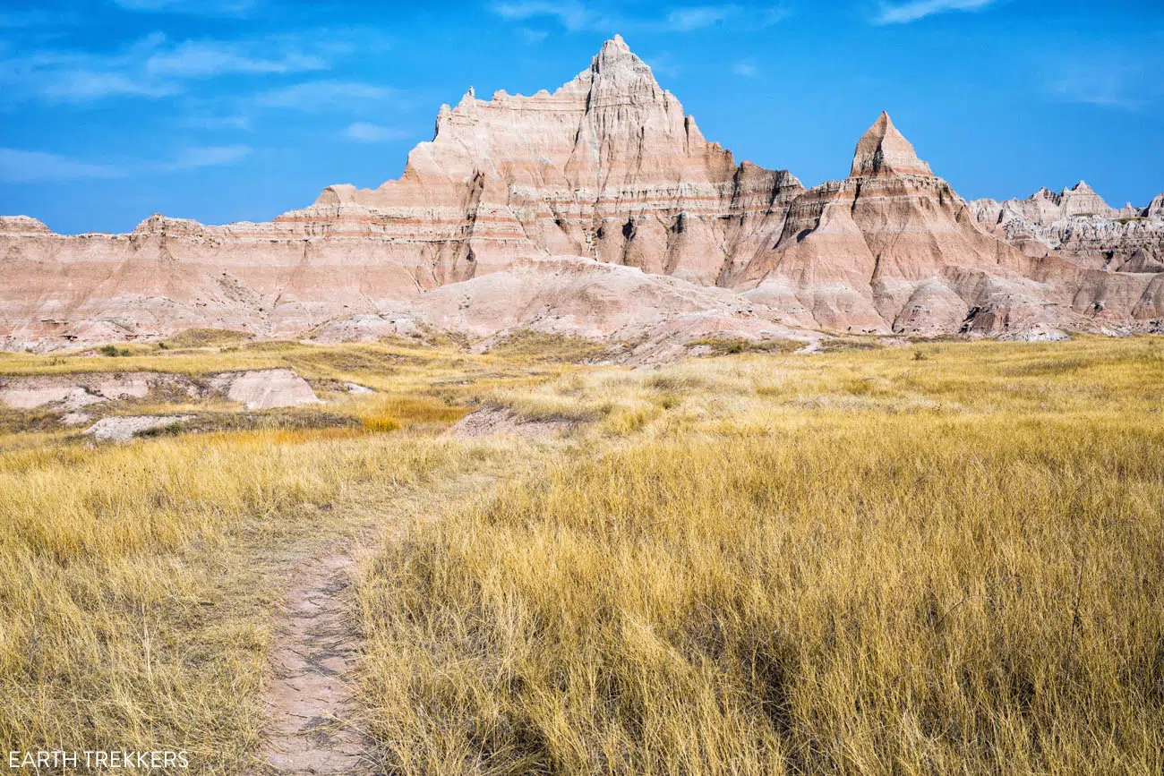 Badlands NP Photo | Best National Parks in October