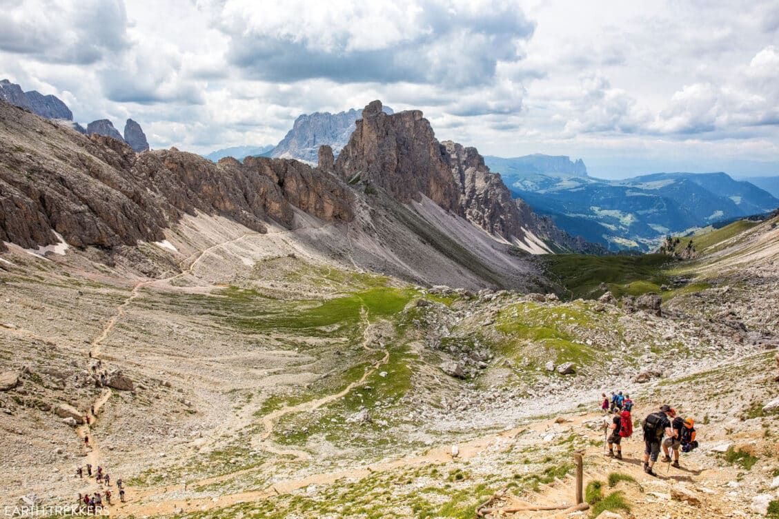 20 Best Day Hikes In The World (+ Map & Photos) – Earth Trekkers