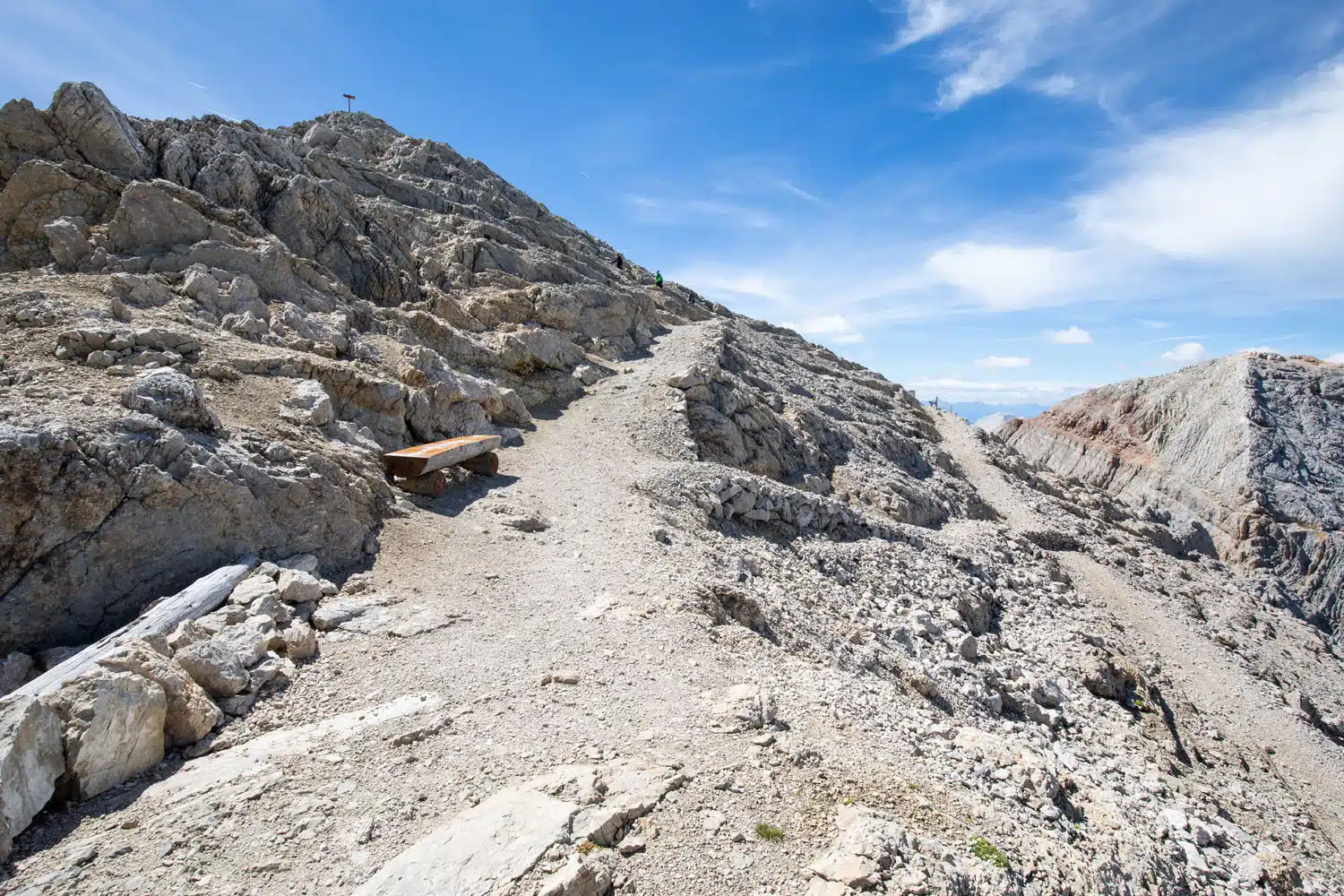 Tofana di Mezzo Trail | Freccia nel Cielo cable car to Cima Tofana and Tofana di Mezzo