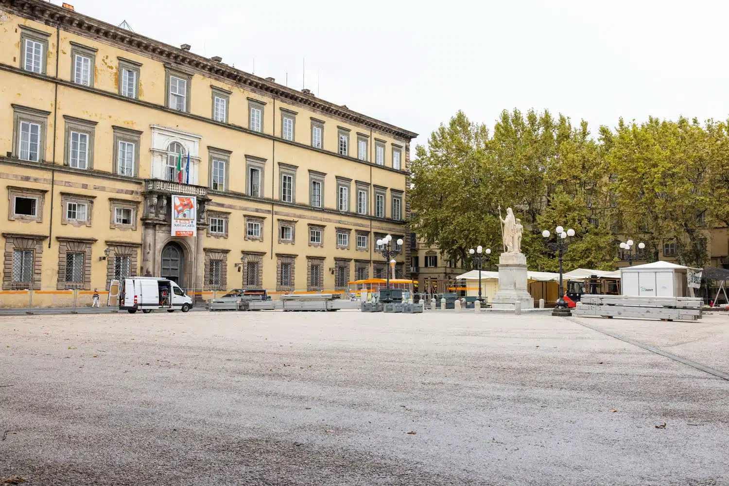 Piazza Napoleone