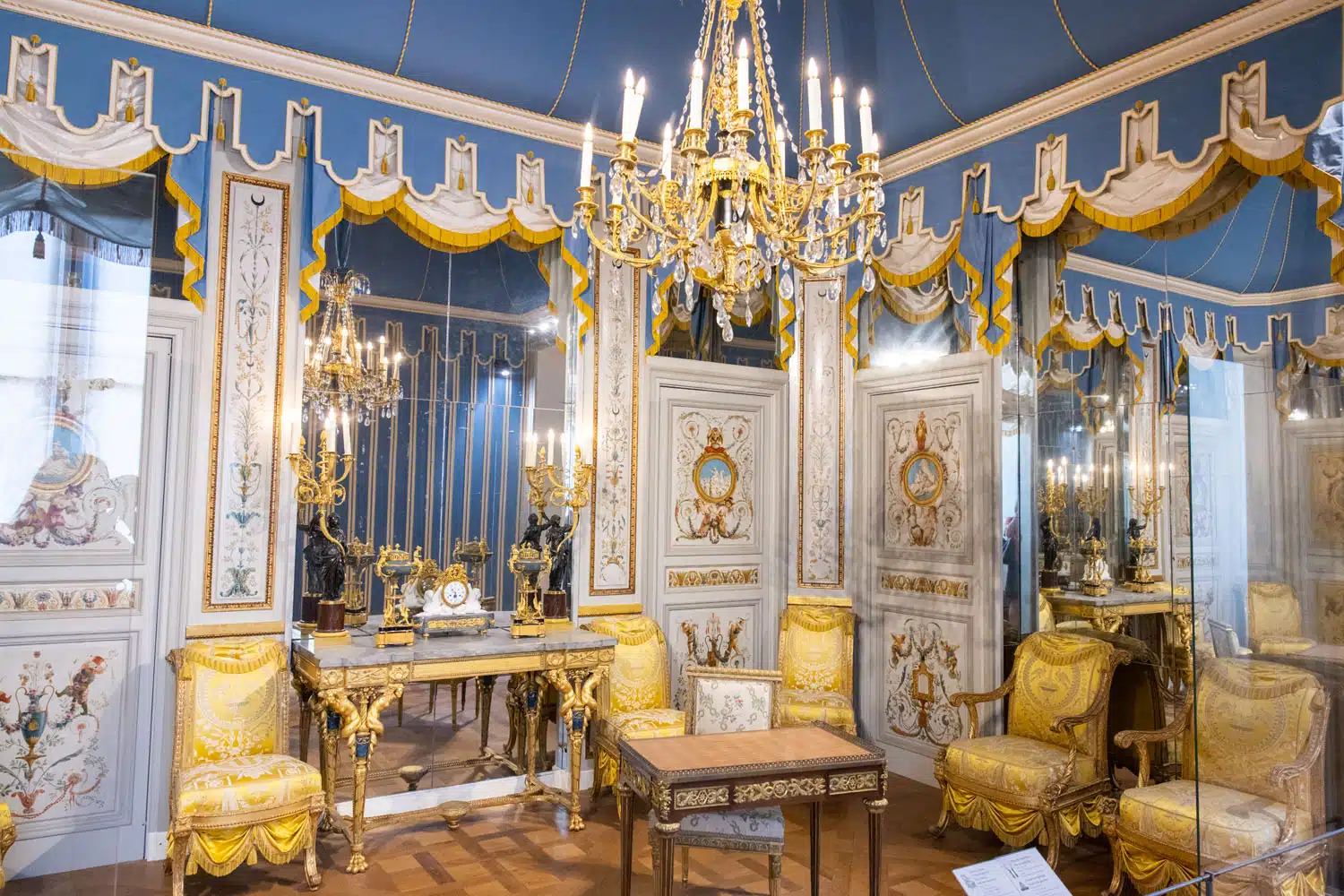 Marie Antoinette Residence Louvre