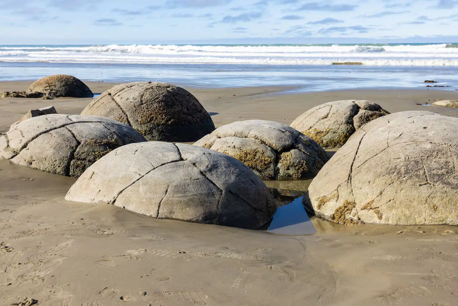 Moeraki Boulders New Zealand