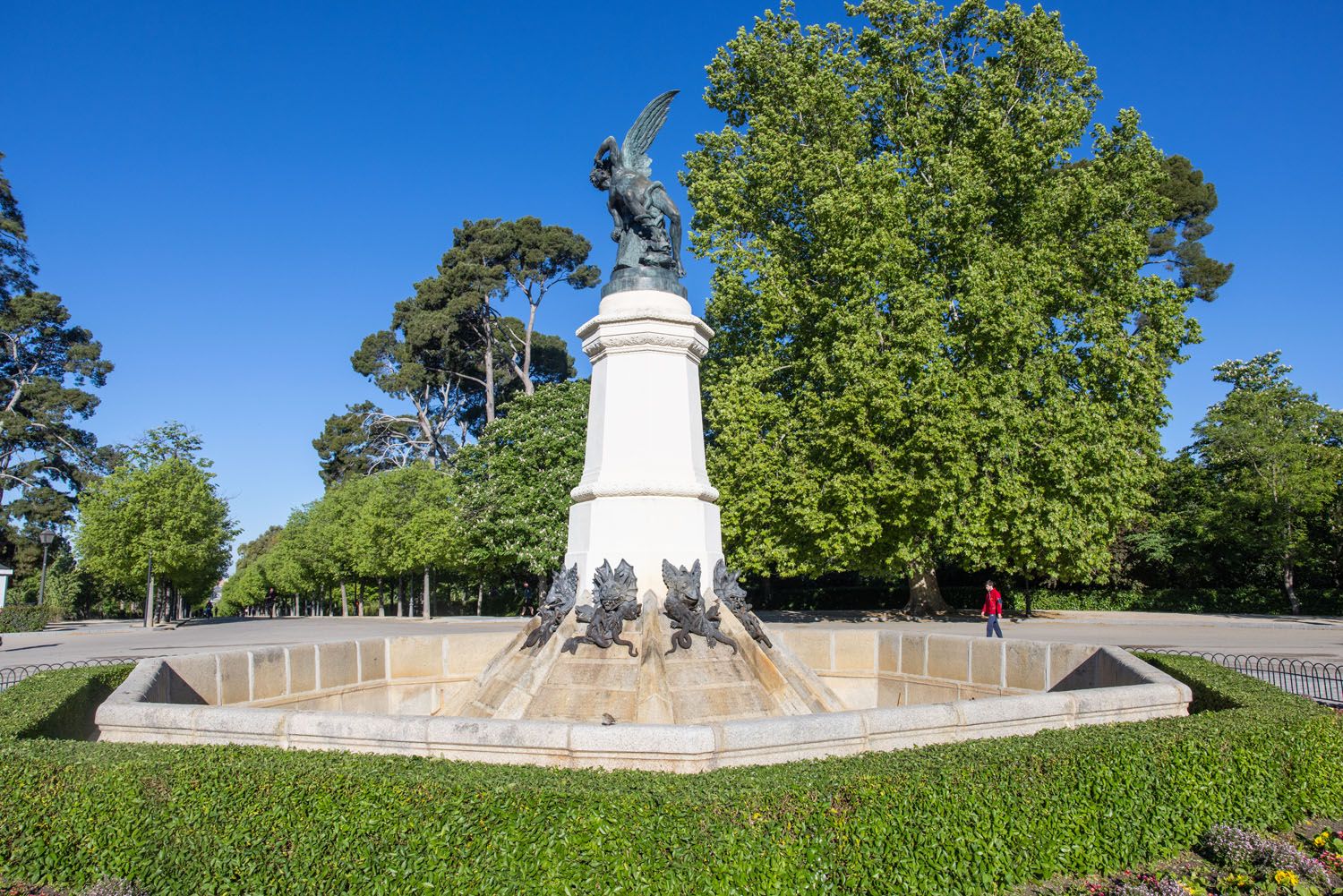 Fountain of the Fallen Angel