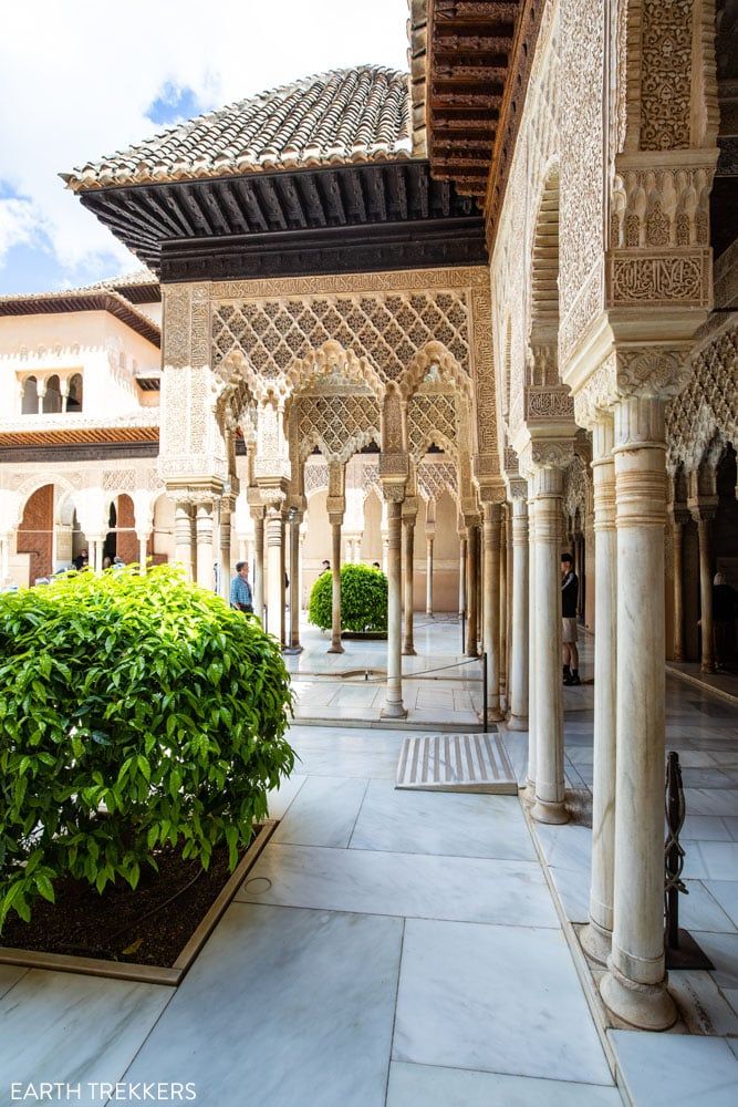 Patio de Los Leones at the Alhambra | How to visit the Alhambra