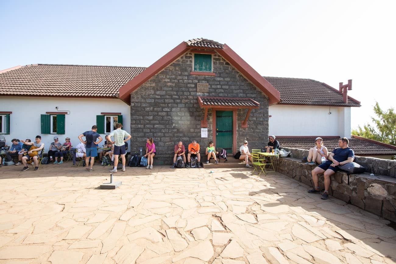 Casa Abrigo | Pico do Arieiro to Pico Ruivo Hike