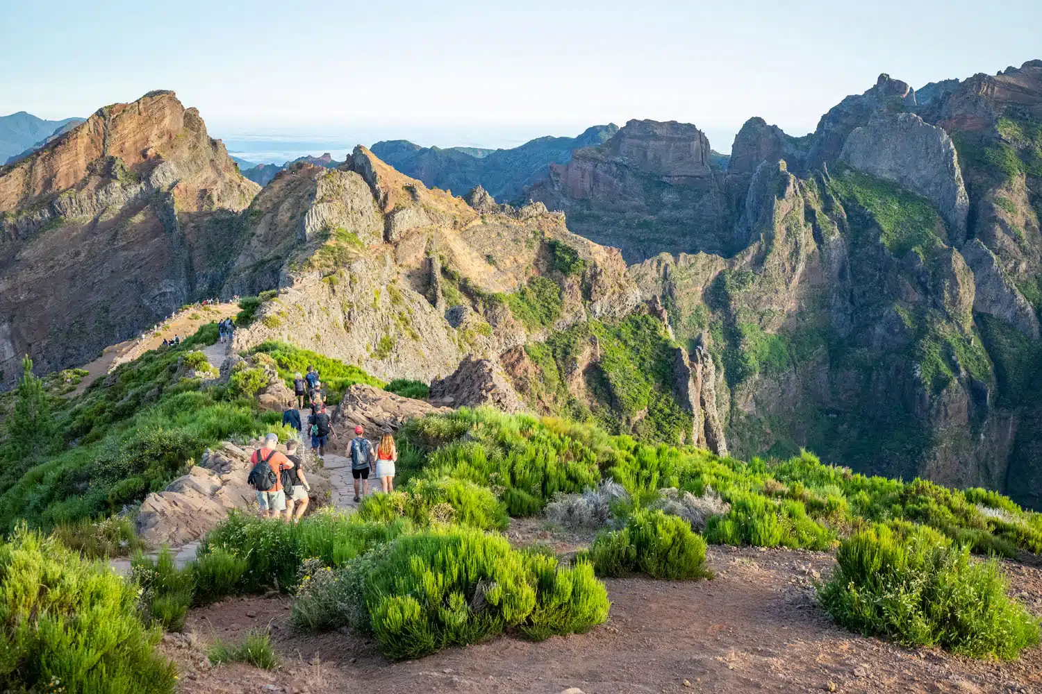 Pico do Arieiro to Pico Ruivo PR1