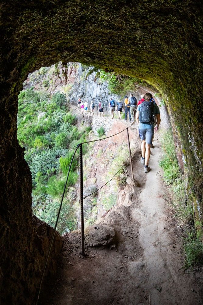 Pico do Arieiro to Pico Ruivo Tunnel