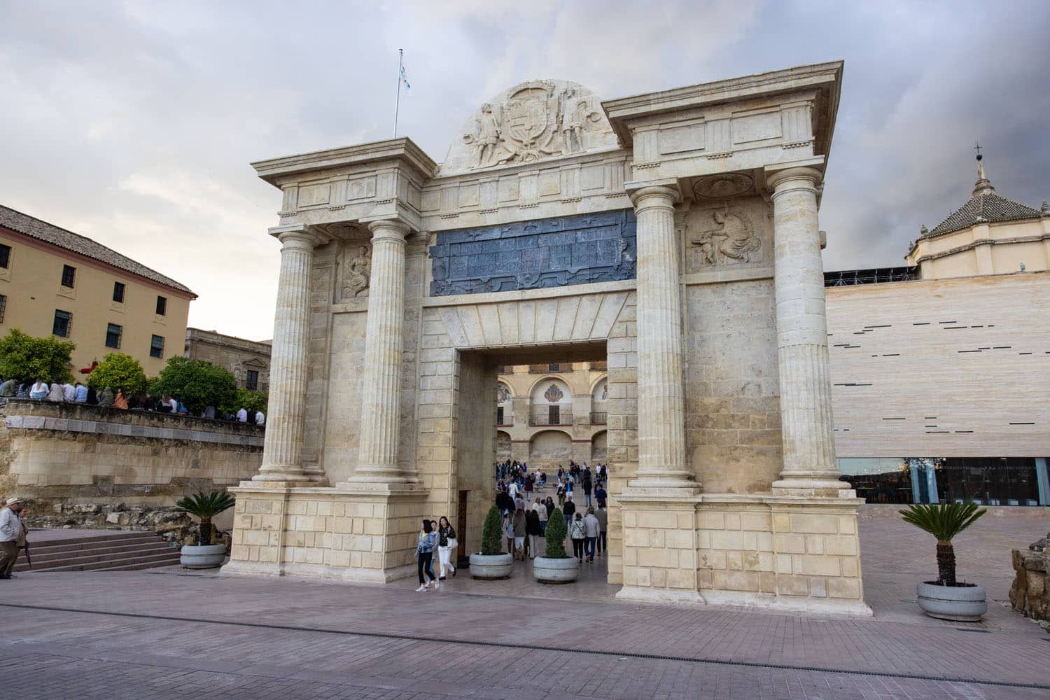 Puerta del Puente Cordoba