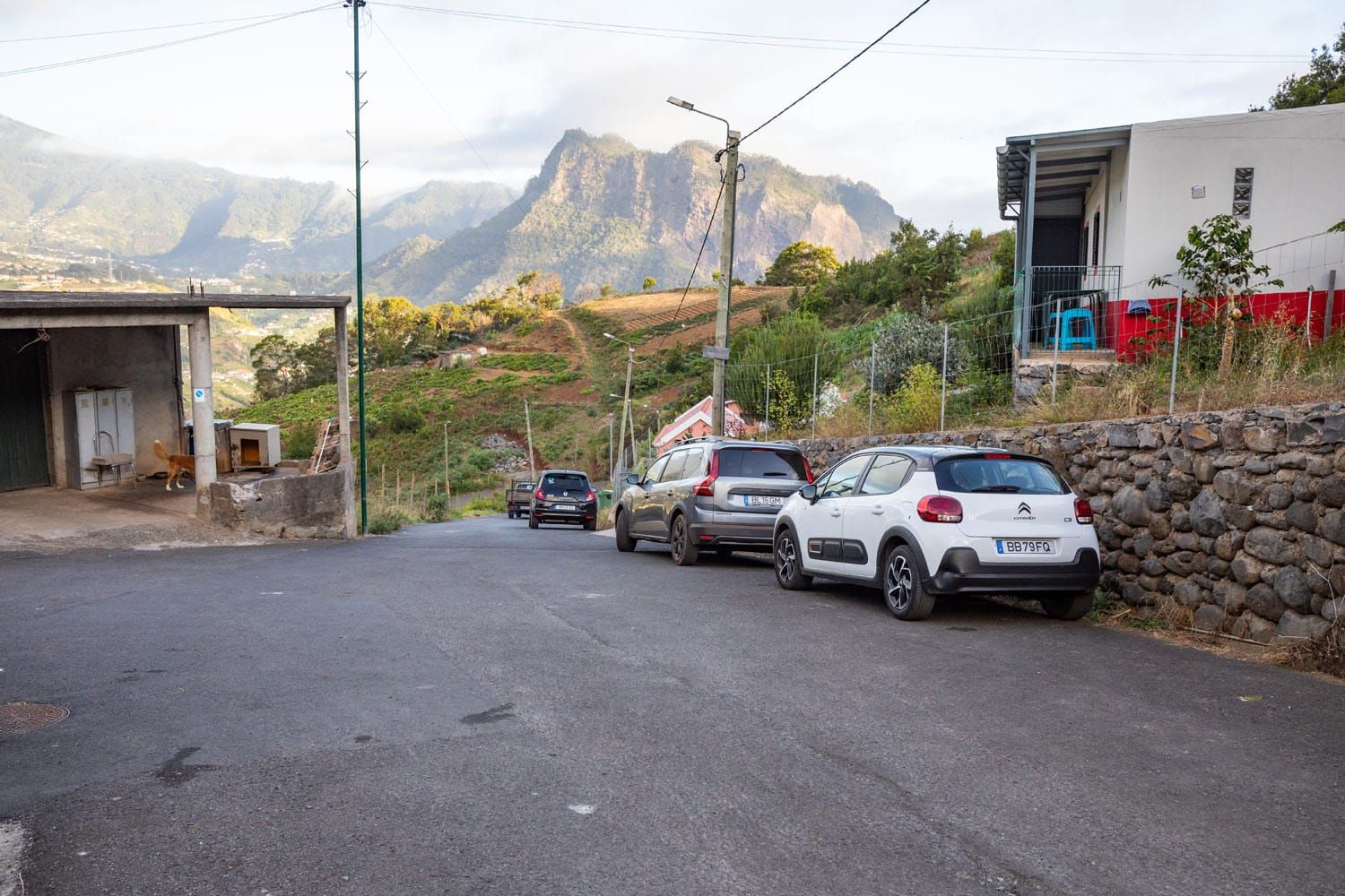 Vereda do Larano Parking