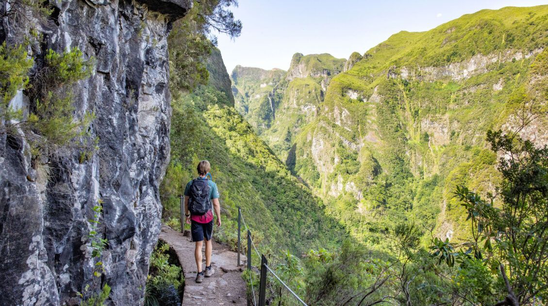 Levada do Caldeirão Verde Hiking Guide