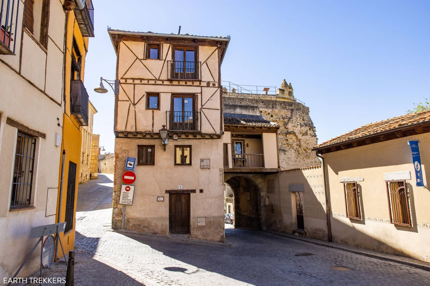 Puerta de San Andrés Jewish Quarter