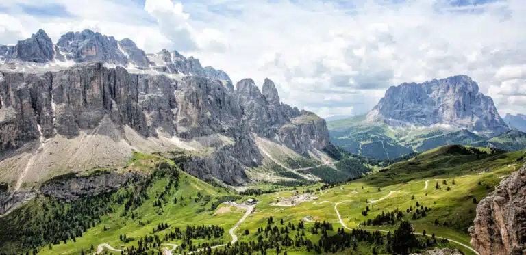 Dolomites Travel Guide