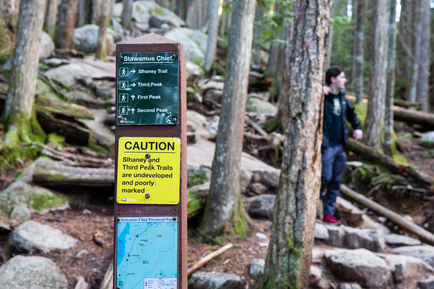 Stawamus Chief Trail Sign