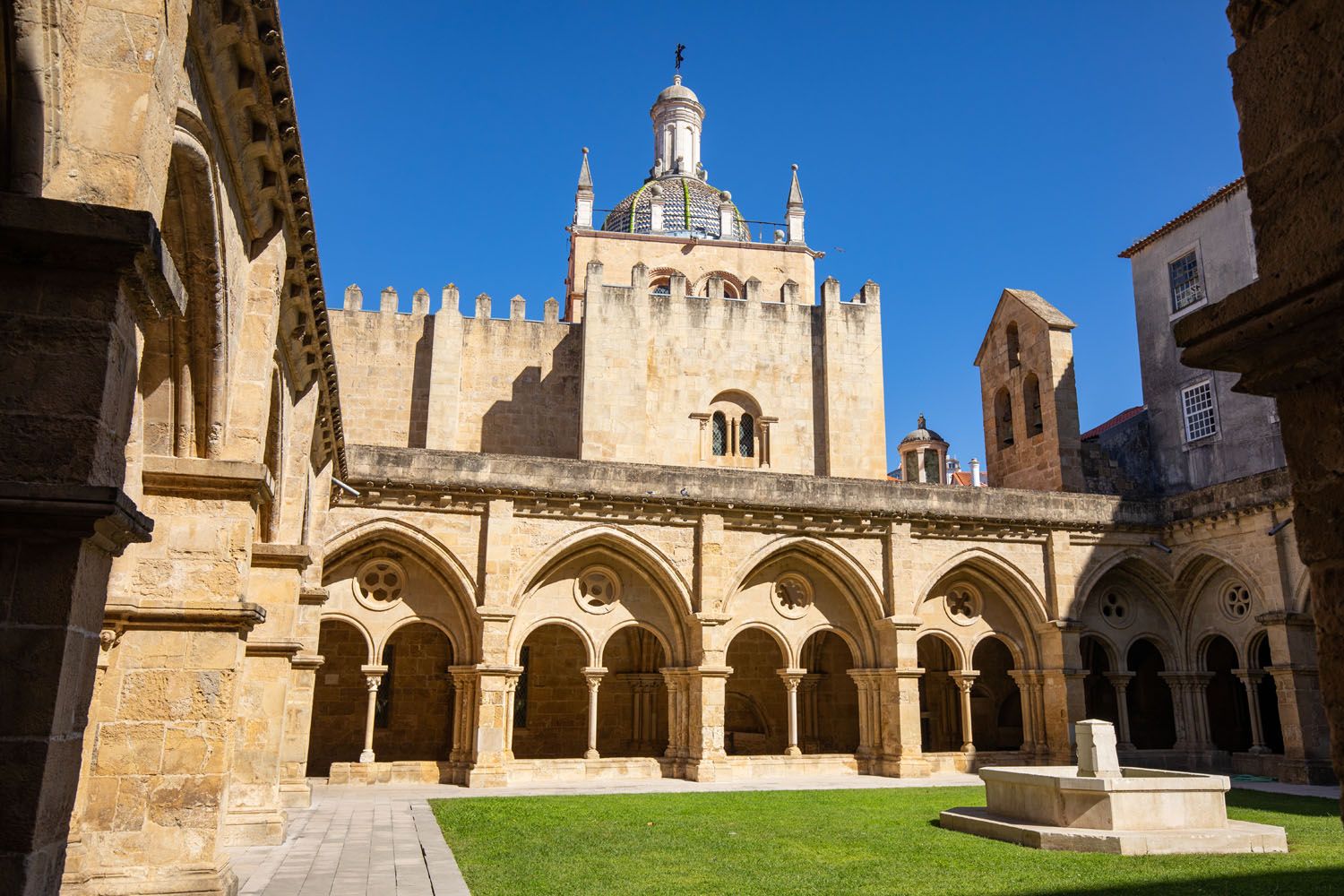 Coimbra Old Cathedral Cloister