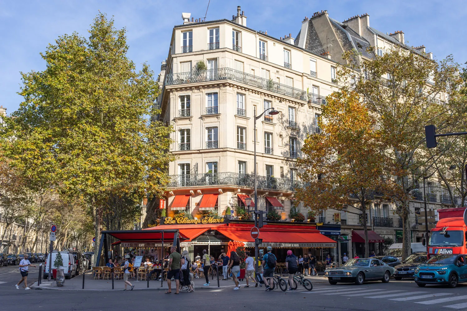 Le Champ Mars Paris