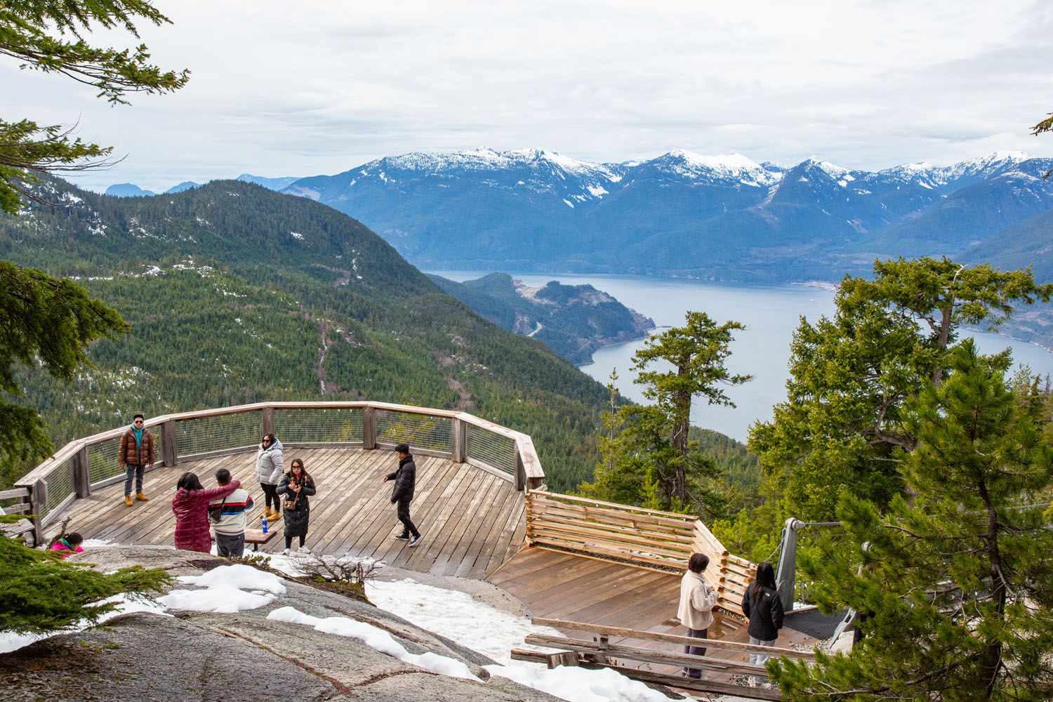 Sea to Sky Summit Viewpoint