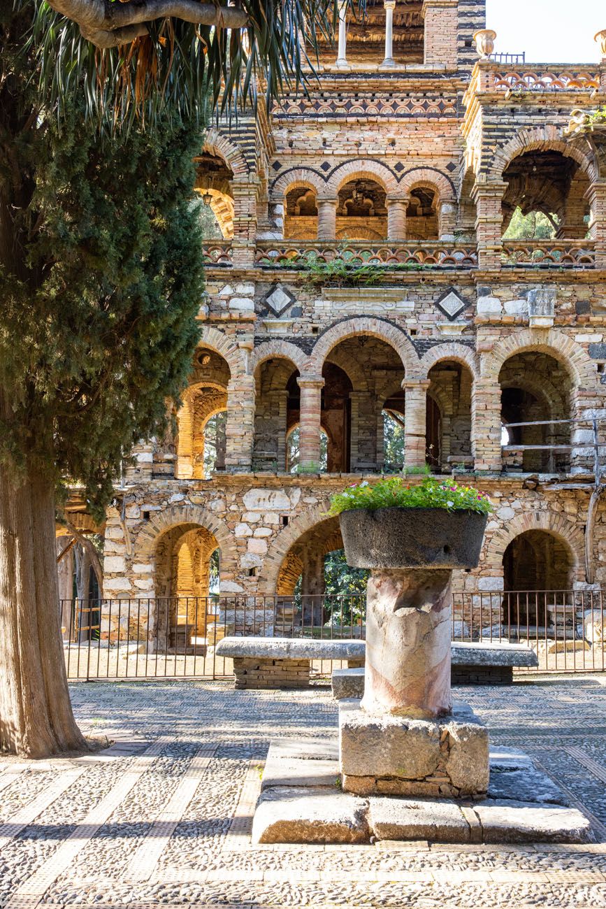 Victorian Follies Taormina